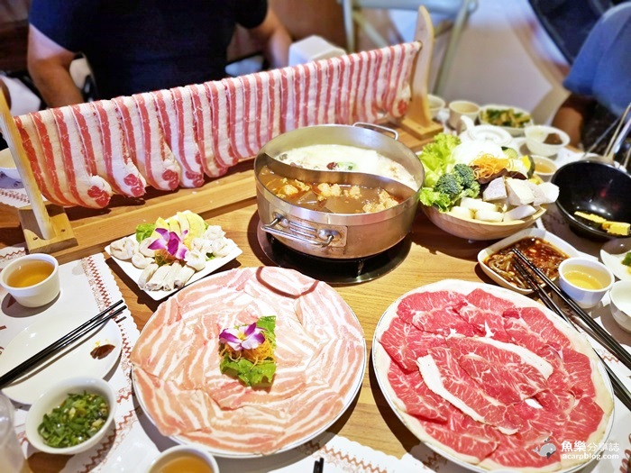 【高雄火鍋】灑椒。麻辣|鴛鴦 民生店｜超豪華肉肉瀑布