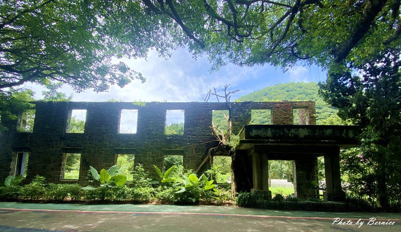 陽明醫院舊址牆面~透過歷史建築感受當年北投風華 @嘿!部落!