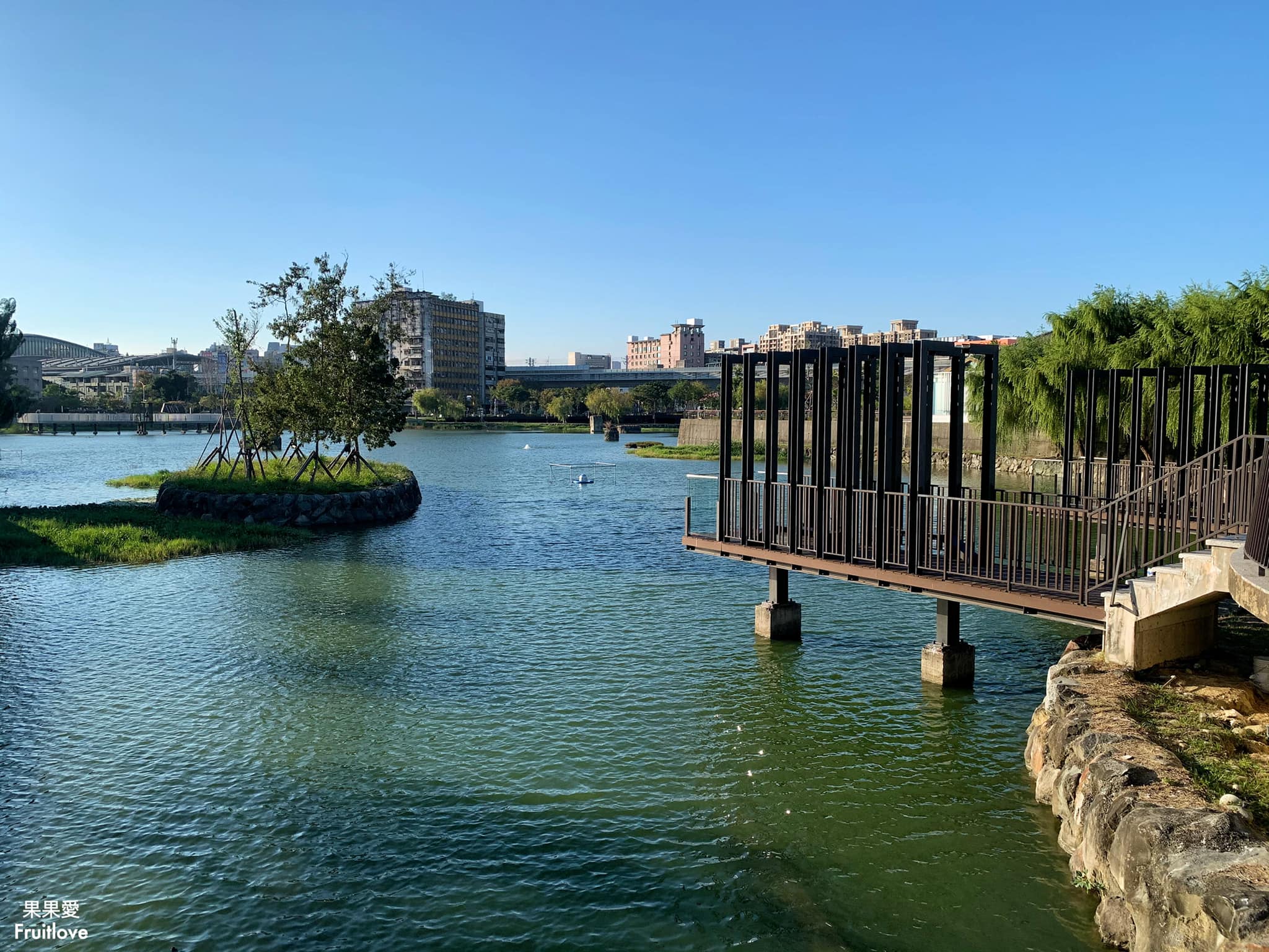 湧泉公園 (台糖湖濱生態園區)⟩悠閒地漫步在舊糖廠，探索生態、享受微風、自由騎乘或是湖畔發呆 @嘿!部落!