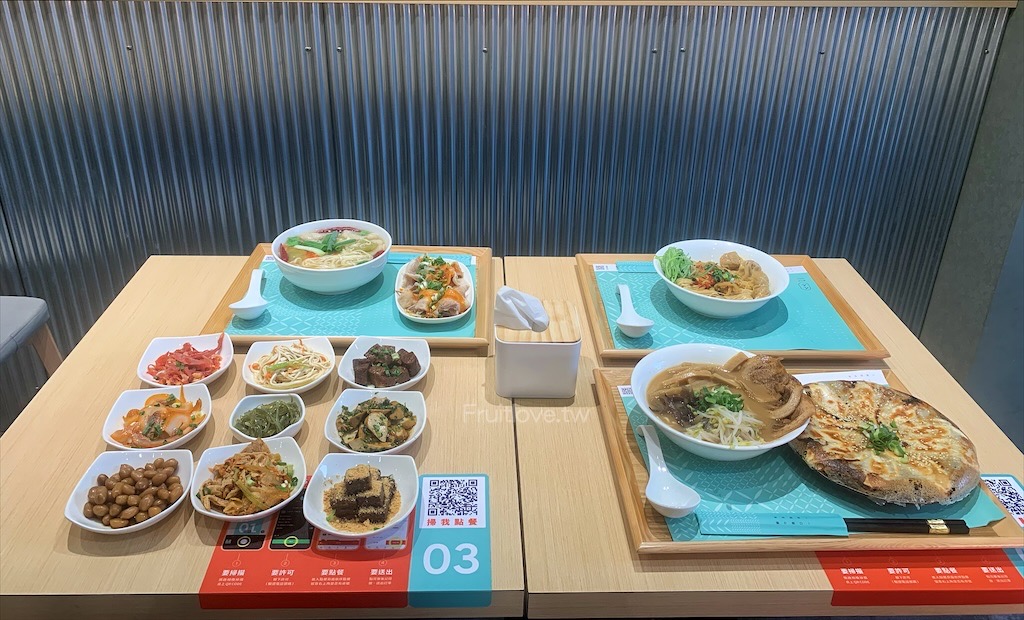 墨竹亭大里中興店-大里美食|台中大里平價麵食館，寵物友善麵食館，新竹超人氣麵食館也進軍大里，餐點口味真的沒話說，小菜精緻多樣又美味