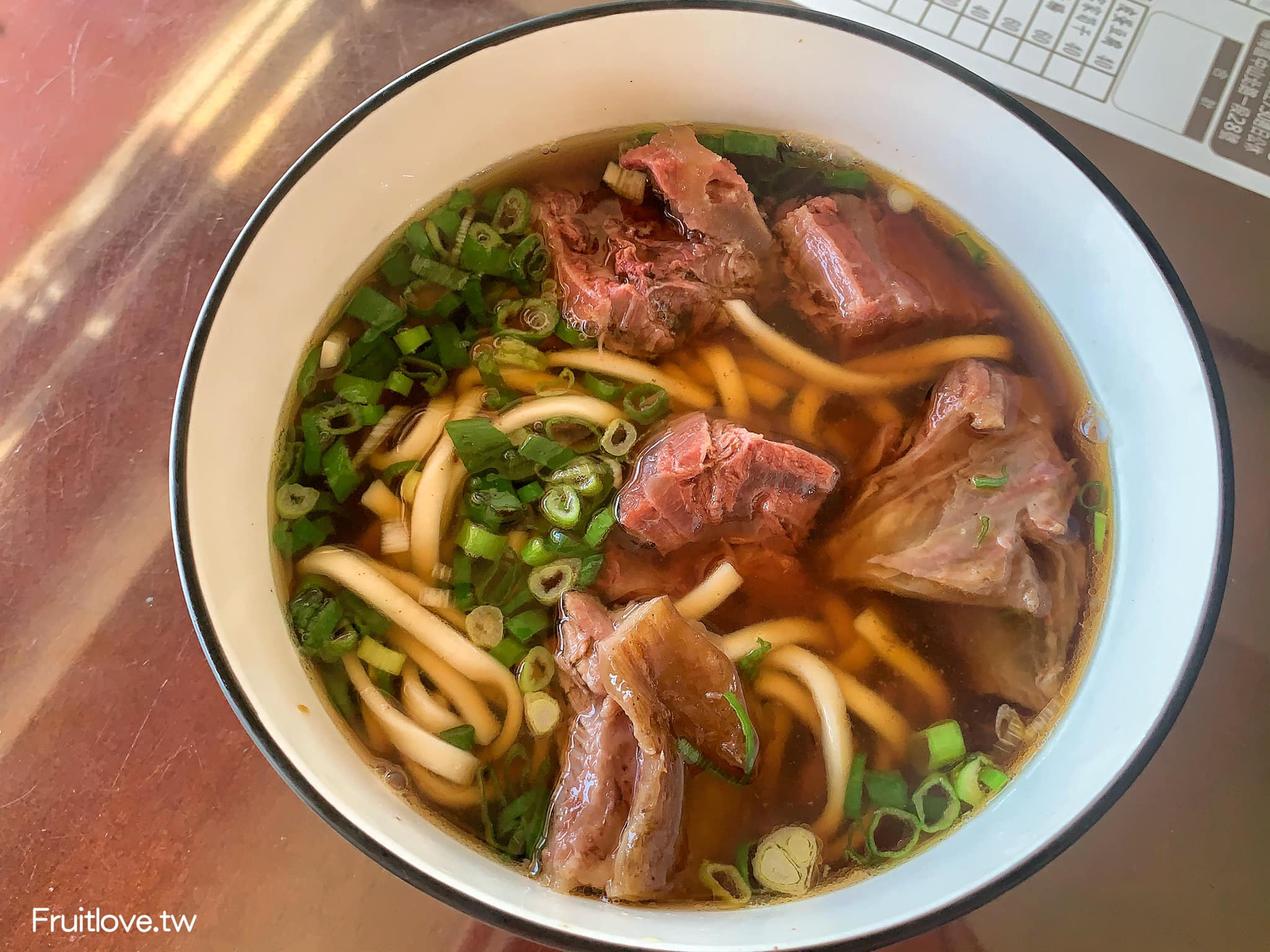 珍合味麵飯館⟩牛肉湯頭甘甜不油膩，肉質鮮嫩帶點筋，味道清爽又順口-桃園楊梅美食/小吃 @嘿!部落!