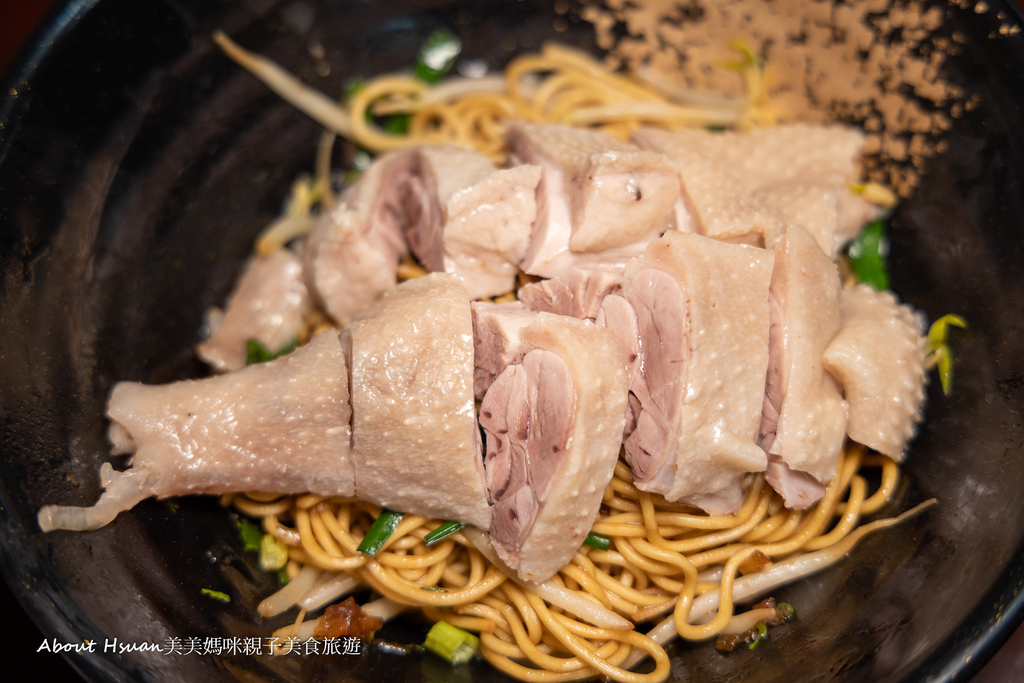 國鼎鵝肉飯-桃園八德店 中壢知名的國鼎鵝肉飯現在八德也有直營分店了!! @嘿!部落!