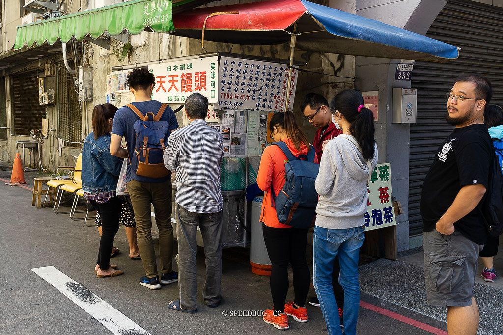 台中中區美食｜68年歷史銅板小吃．台中第二市場天天饅頭