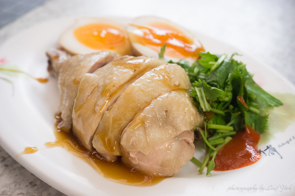 【萬華美食】昶鴻麵點│米其林必比登推介艋舺味，菊花肉麵 、華西街夜市美食小吃！龍山寺美食、廣州街夜市