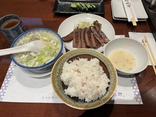 [食記] 日本 仙台 善治郎 牛舌 初體驗 @嘿!部落!