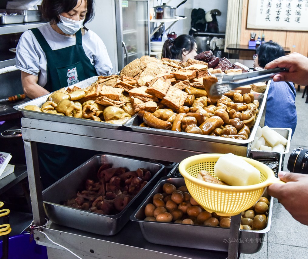 新莊美食｜旺旺餃子館老店人氣水餃，推薦韭菜水餃真材實料(菜單) @嘿!部落!