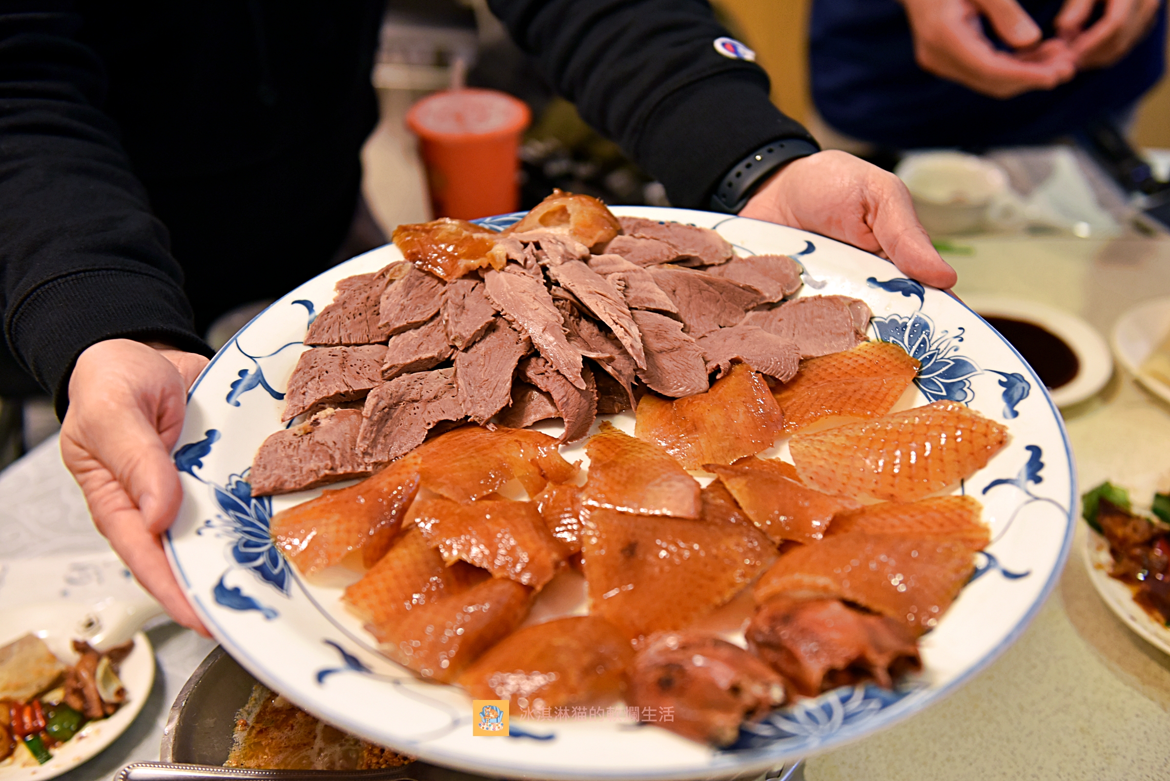 市政府美食｜宋廚菜館最難訂的米其林北京烤鴨 @嘿!部落!