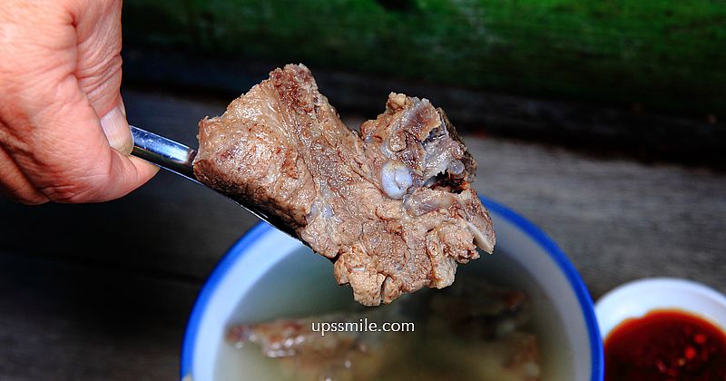 灶頂 原汁排骨湯高麗菜飯，延三夜市美食，連續三年榮獲米其林必比登推薦，Google有上千則好評4.0分，大同區美食推薦 @嘿!部落!