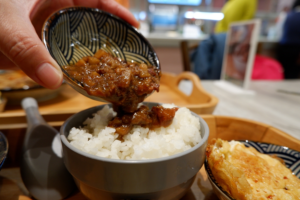 【信義區市政府滷肉飯，台菜】滷肉控  信義遠百A13美食 臺味獨享餐 @嘿!部落!