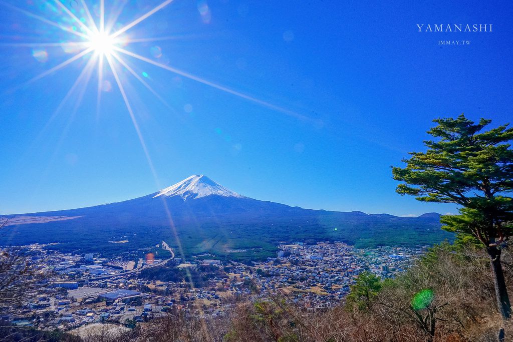 山梨、河口湖 | 登高遠眺飽覽富士山絕景「河口湖天上山公園 カチカチ山ロープウェイ」| 拍攝建議、全景纜車、交通及門票資訊 @嘿!部落!