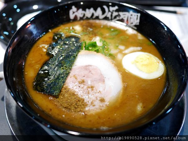 【美食】台中西區。花月嵐拉麵@中友百貨C棟B3.中友百貨美食街.銀次郎魚豚骨拉麵.鐵板炒飯