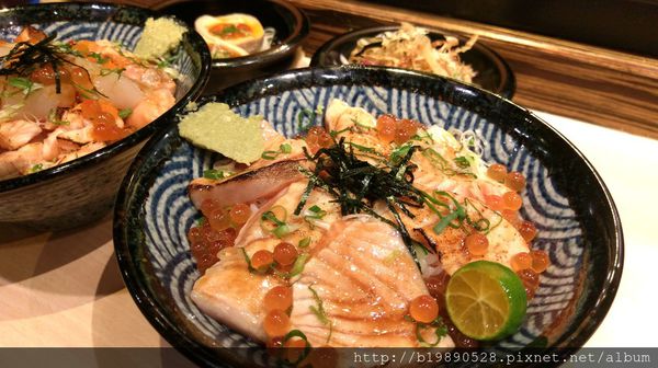 【美食】台中西區。隱藏(隱し藏 丼の達人) 向上店@日式料理/海鮮丼飯/炙燒干貝/炙燒鮭魚/糖心蛋/烤雞肉串/握壽司 @嘿!部落!