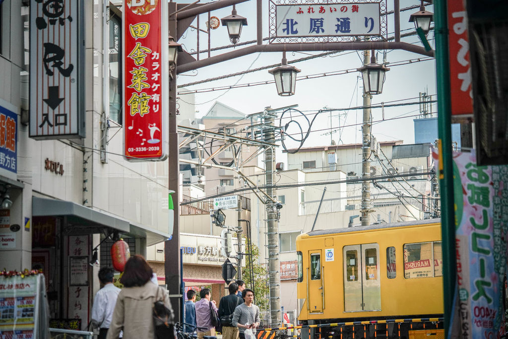 東京 野方站 x 魔王 鐵道迷必拍之地 野方北原通商店街 米其林推薦指南 味噌麺処 花道 串燒老店 鳥富士 地鐵野方站 內文有景點資訊 @嘿!部落!